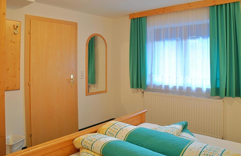Gaestehaus Resi Jerzens Room photo